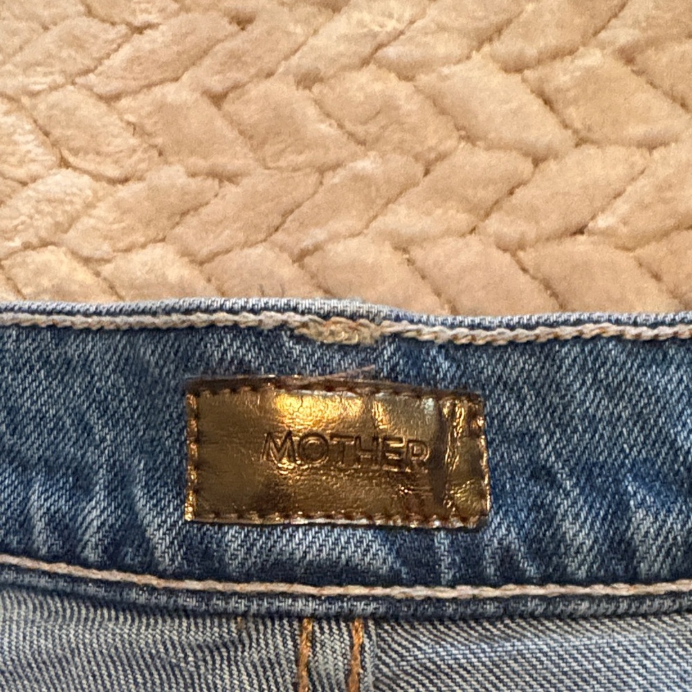 MOTHER Denim Mavin Ankle Fray Jeans - Picture 2 of 6